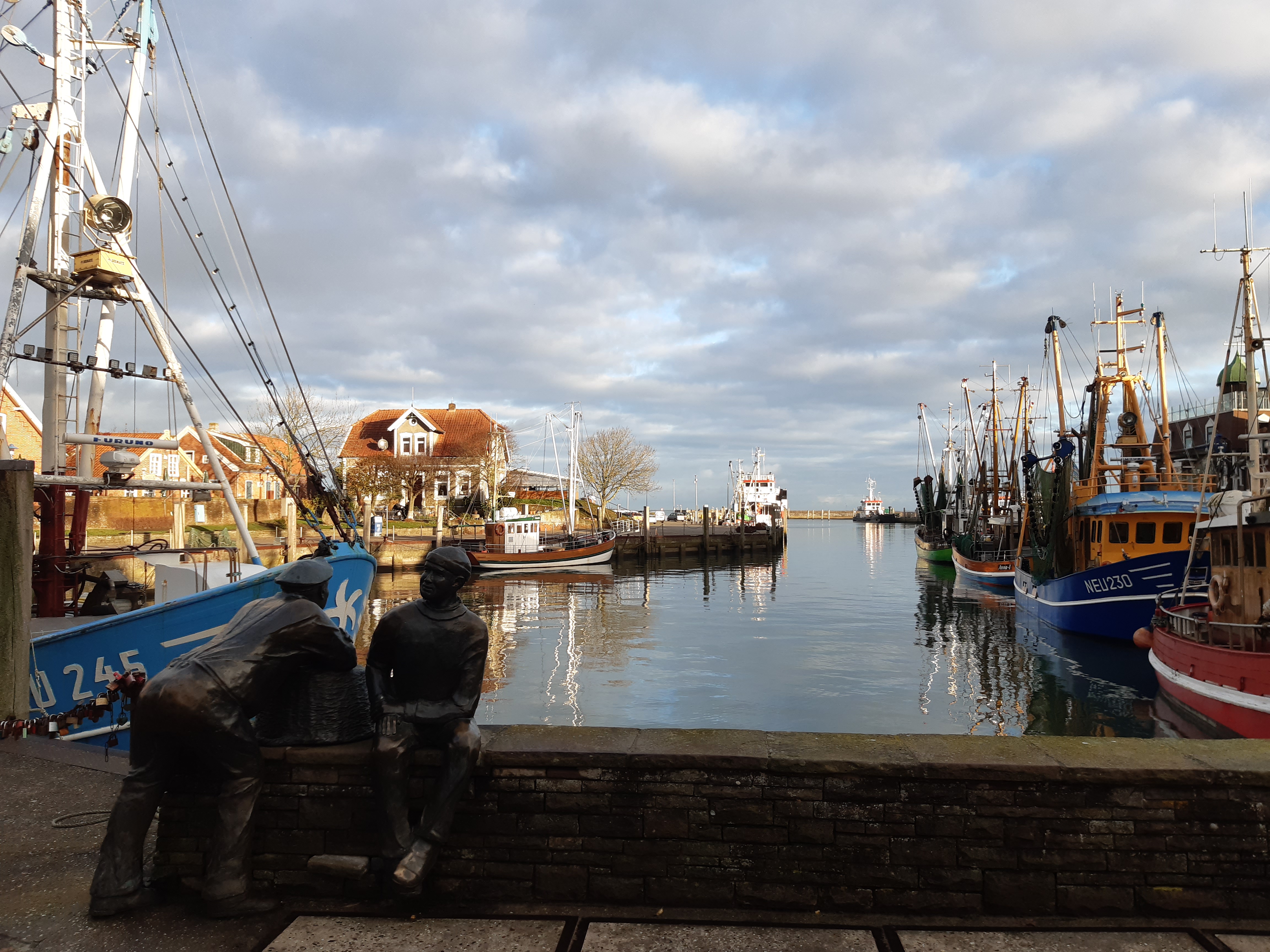 Hafen Neuharlingersiel